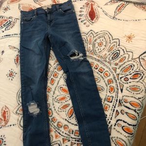 Free people skinny ripped jeans size: 25L